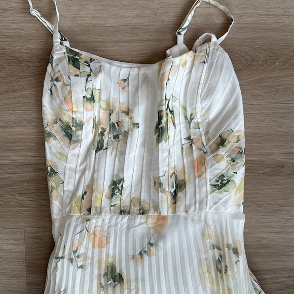 Club Monaco Strappy Pintuck Pleated Dress - Picture 7 of 10